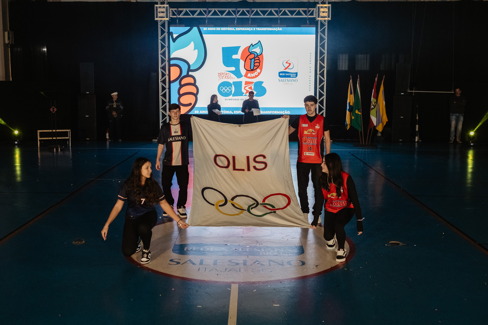 OLIS 2025