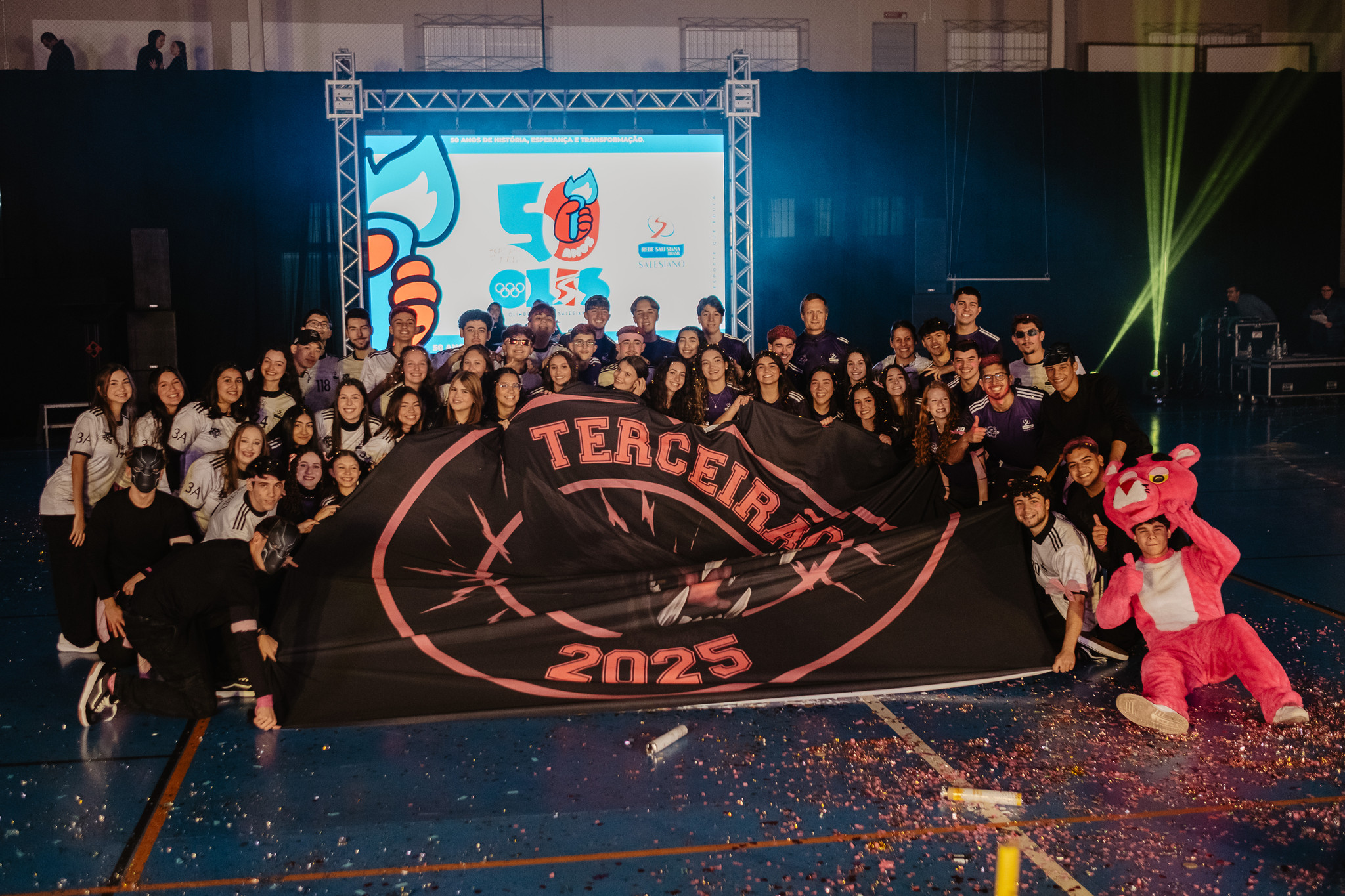OLIS 2025
