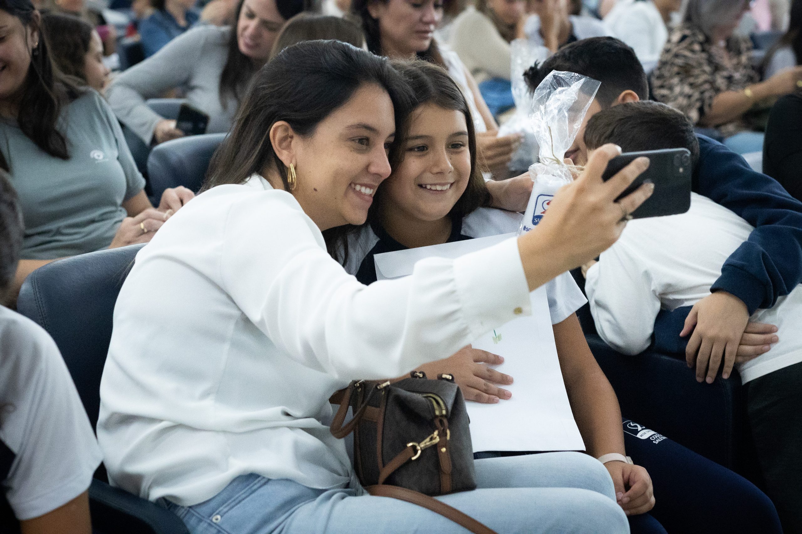 Dia das Mães (6° Ano)