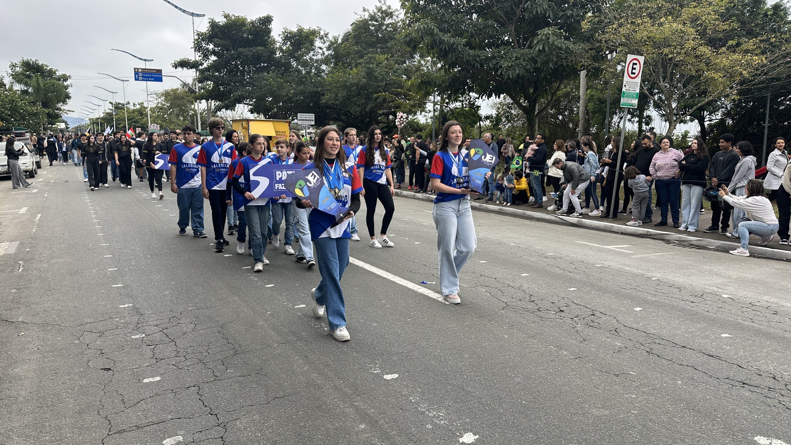 Desfile Cívico